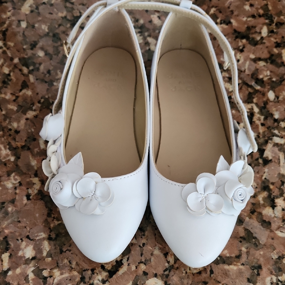Janie and Jack White Dress Shoes with Floral Detail